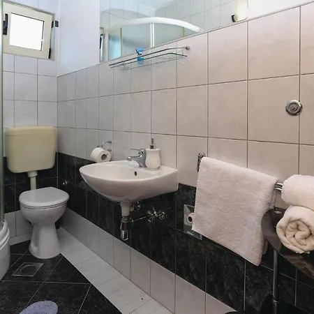 Put Vlaka I דירה