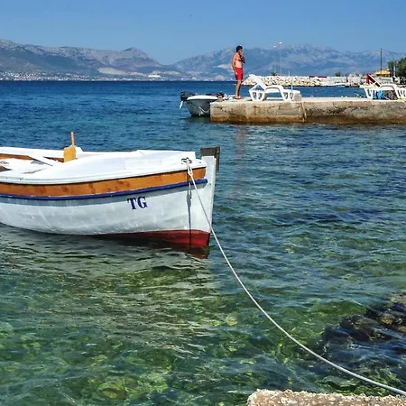 Put Vlaka I Apartmán Trogir