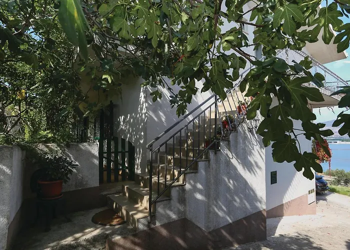 Put Vlaka I Apartamento Trogir